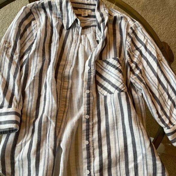 2/$15 Westbound striped button down - Picture 1 of 3